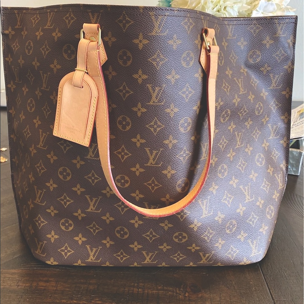 ⭐️Authentic LV All in MM in Monogram ⭐️